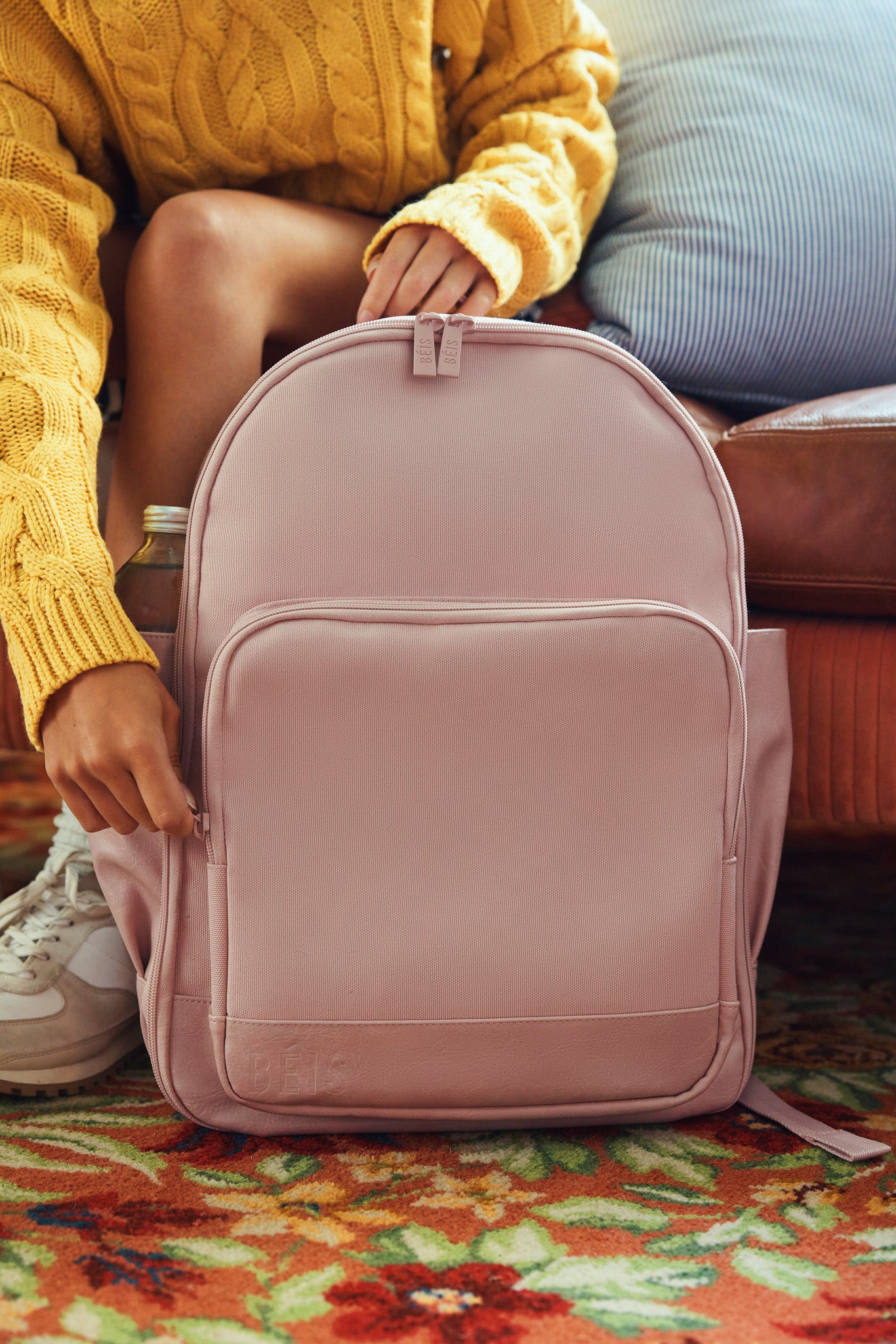 The Travel Backpack in Atlas Pink - Image 12