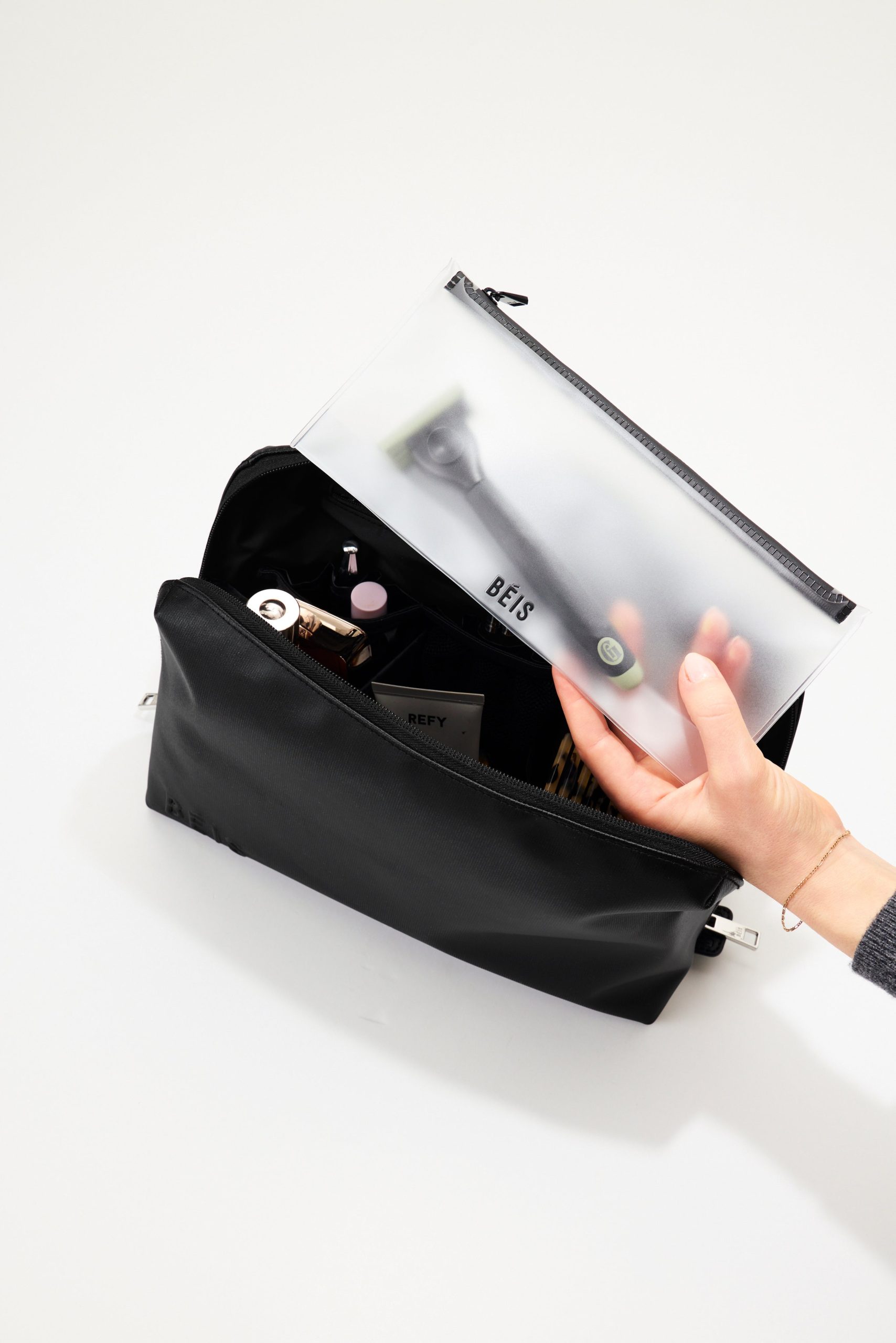 Resale The Large Cosmetic Pouch in Black - Image 4