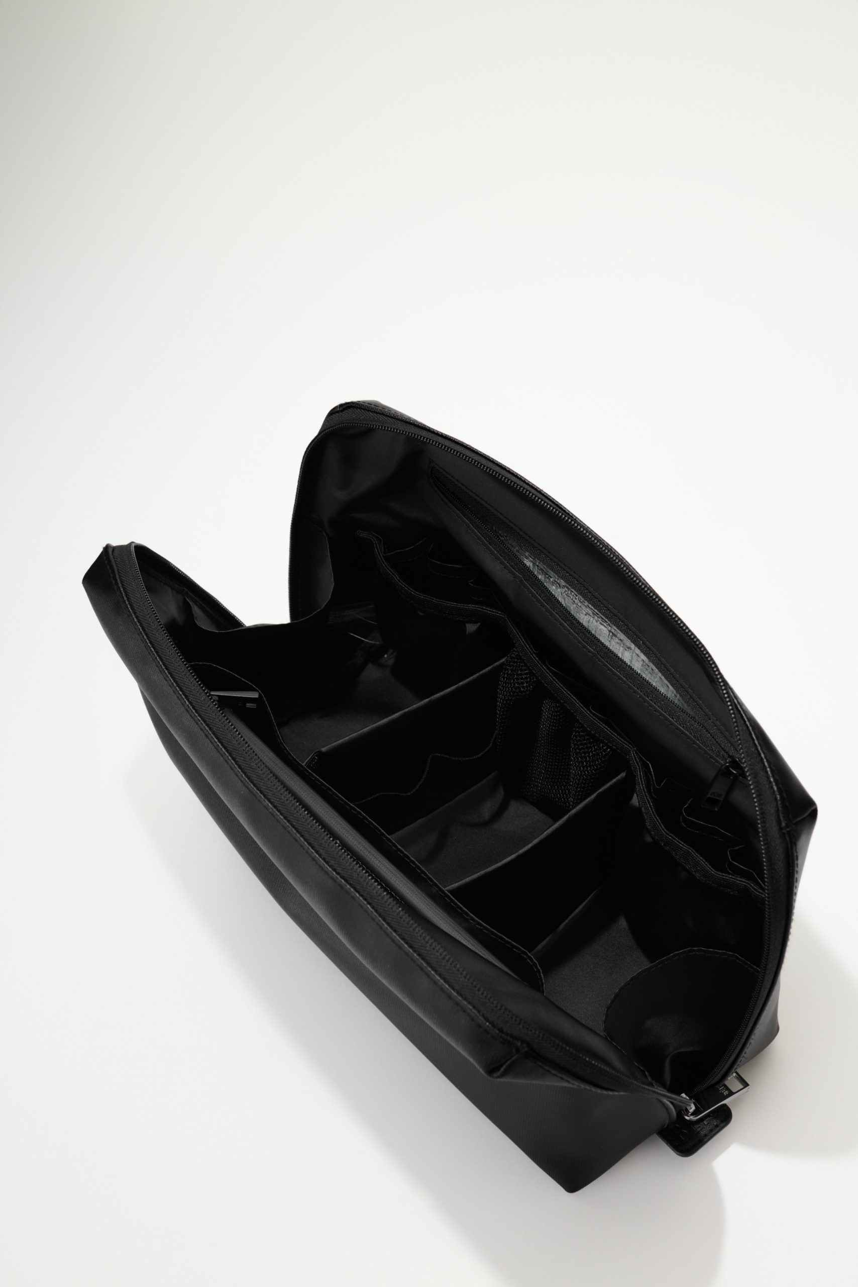 Resale The Large Cosmetic Pouch in Black - Image 2