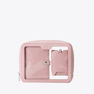 The Passport & Luggage Tag Set in Atlas Pink