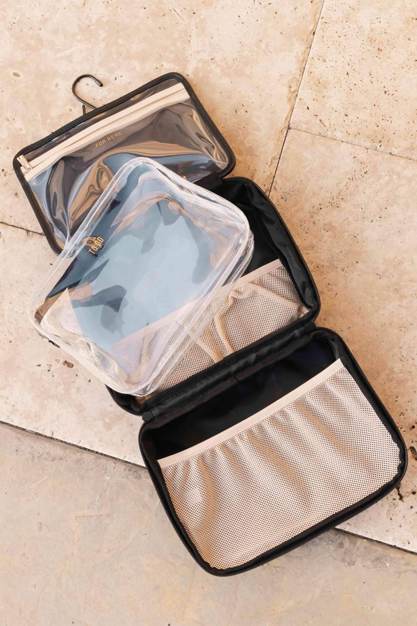 Resale The Hanging Cosmetic Case in Black - Image 2