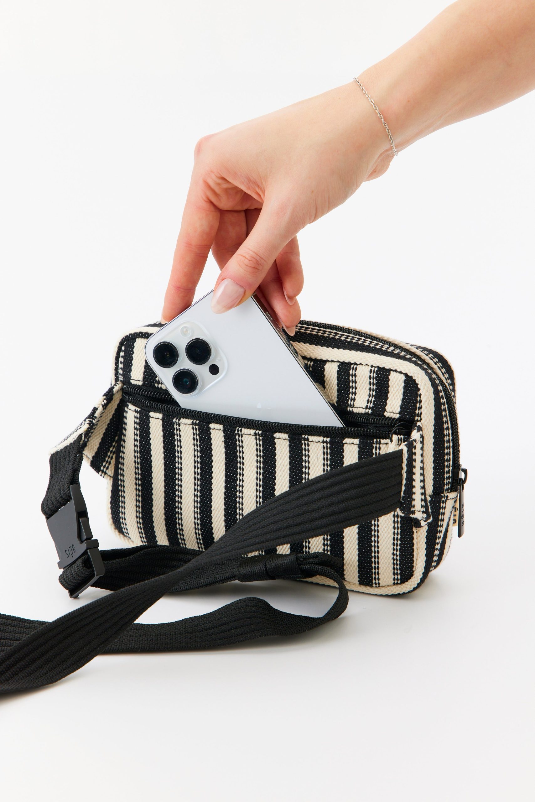 Resale The Belt Bag in Black Stripe - Image 3