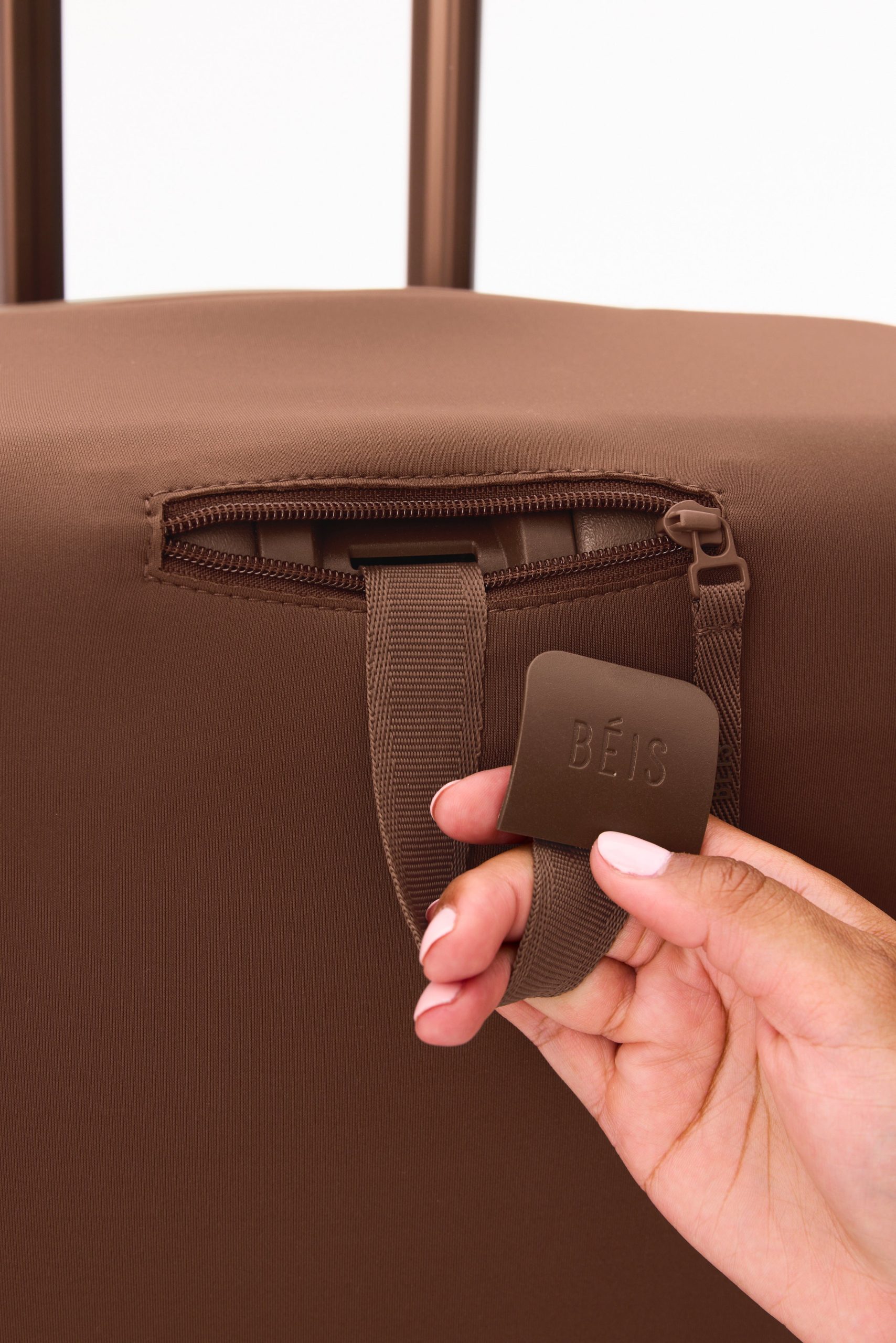 Resale The Medium Check-In Luggage Cover in Maple - Image 5