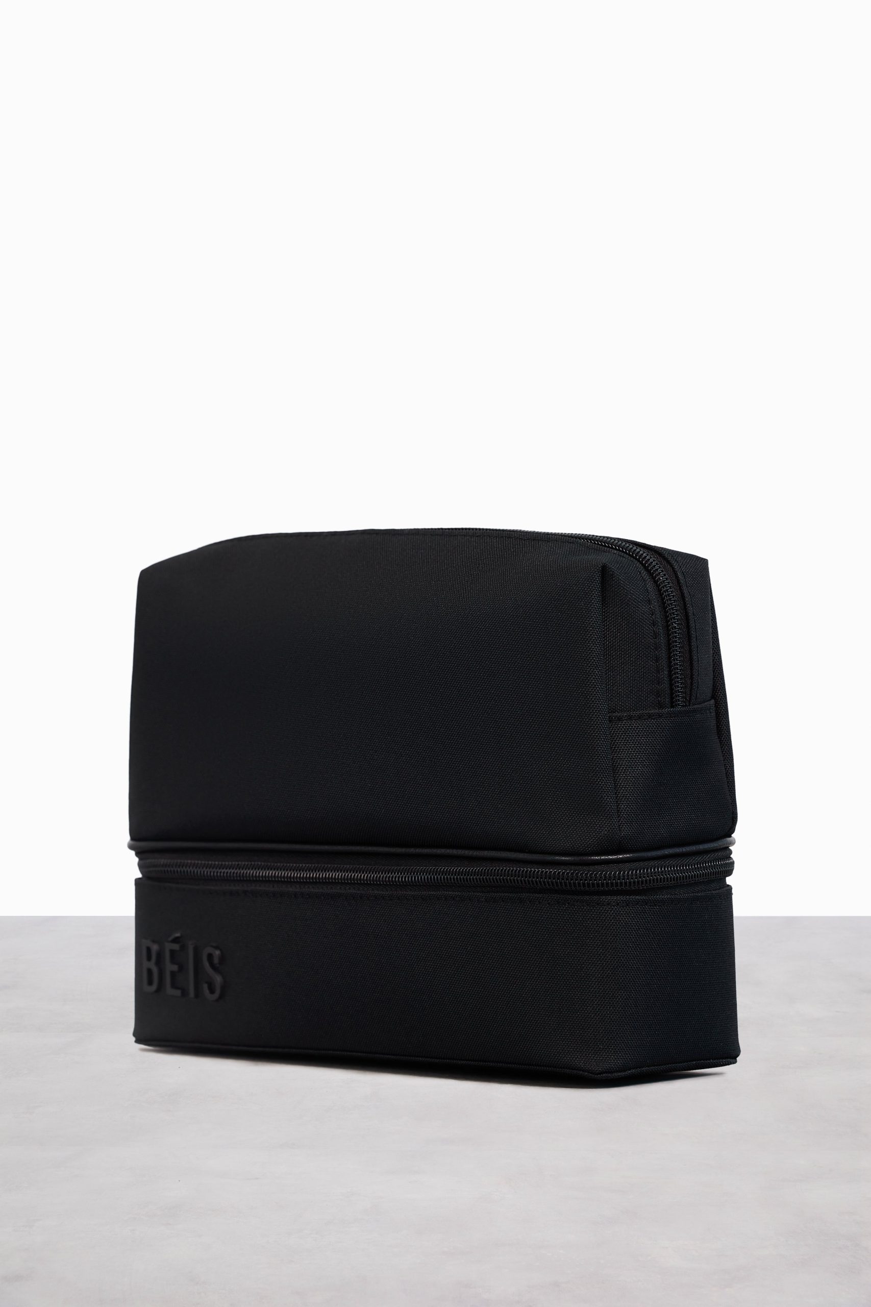 Resale The Cosmetic Organizer in Black - Image 2