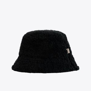 The Bucket Hat in Black