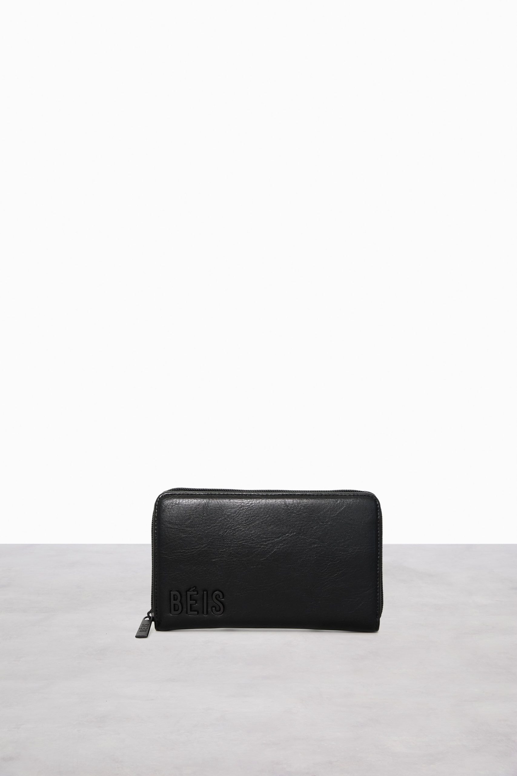 Resale The Travel Wallet in Black - Image 4