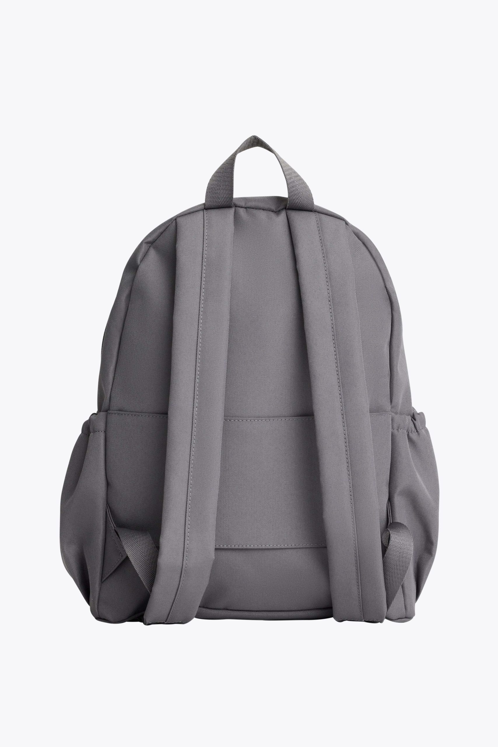 Resale The BÉISics Backpack in Grey - Image 3