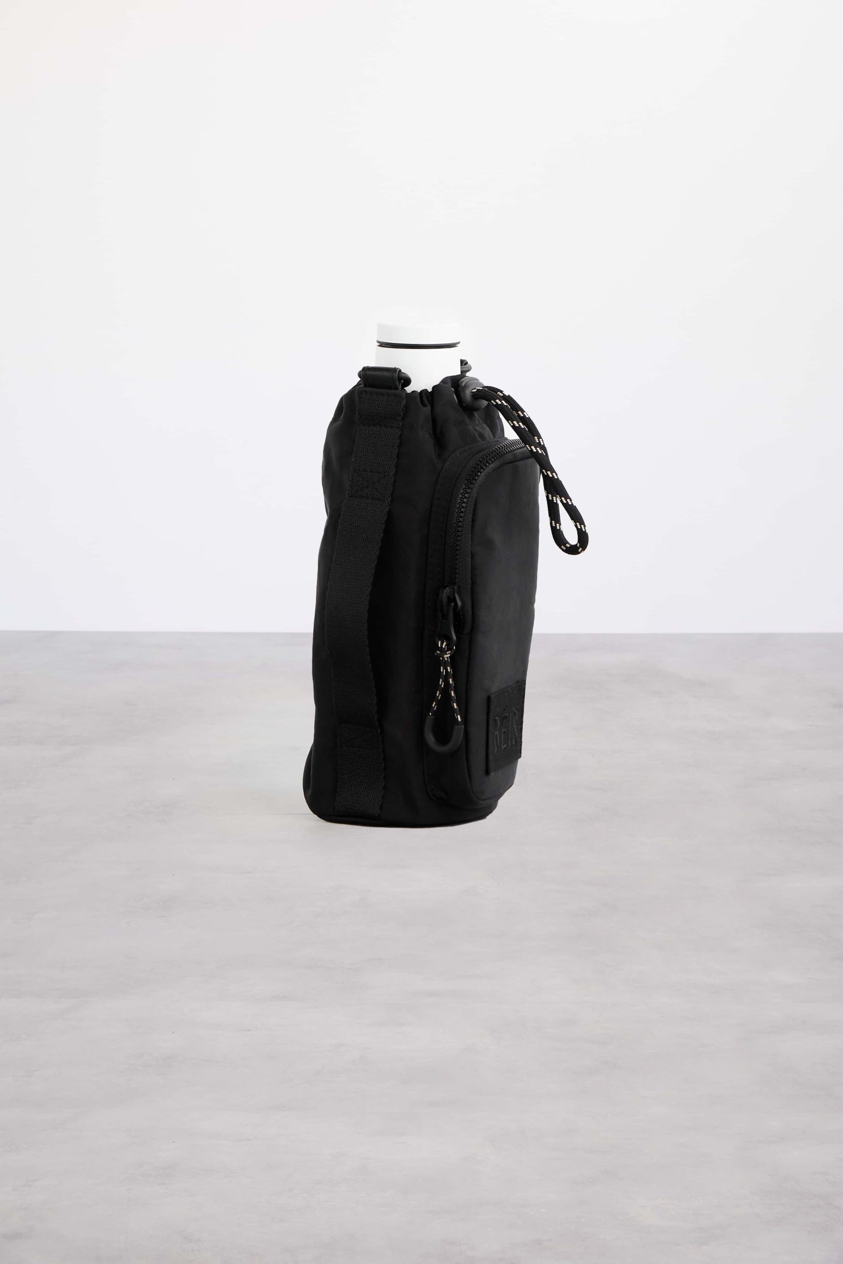 Resale The Water Bottle Sling in Black - Image 3